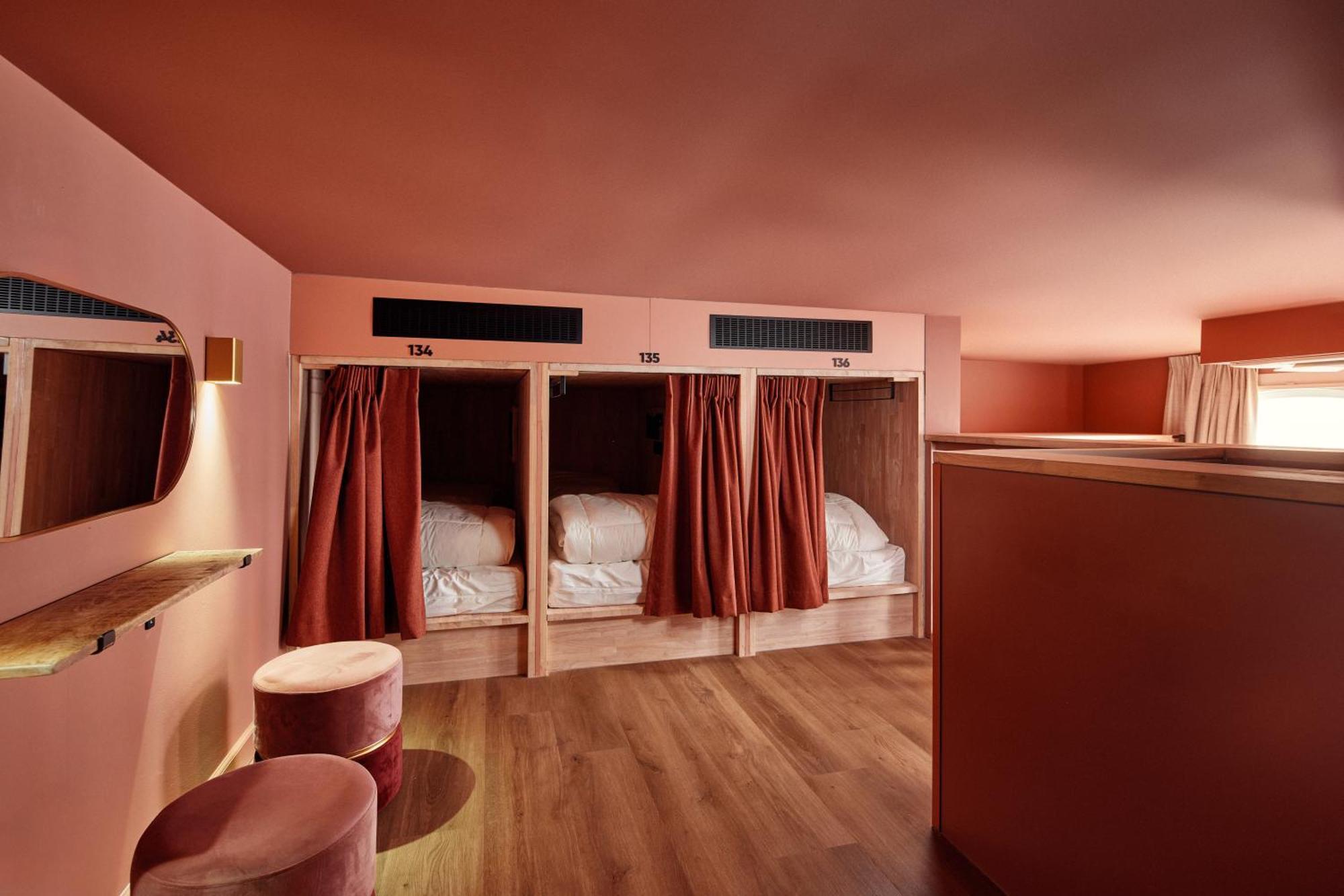 The Elephant Hostel Amszterdam Kültér fotó